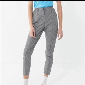 UO GINGHAM STRAIGHT LEG PANTS